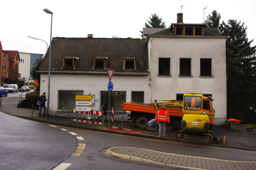 Abbruch GebÃ¤ude am Kreisel