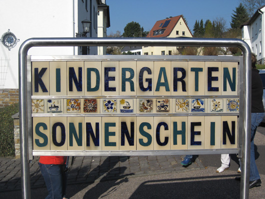 Das Schild im Detail