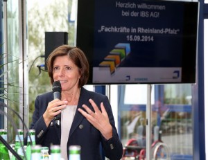 Malu Dreyer bei der IBS AG, Foto: Stefan Sämmer / Bildergalerie RLP Staatskanzlei